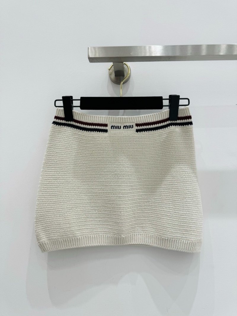 Miu Miu Spring/Summer Knitted Striped Mini Skirt - Luxe & Slim-Fit