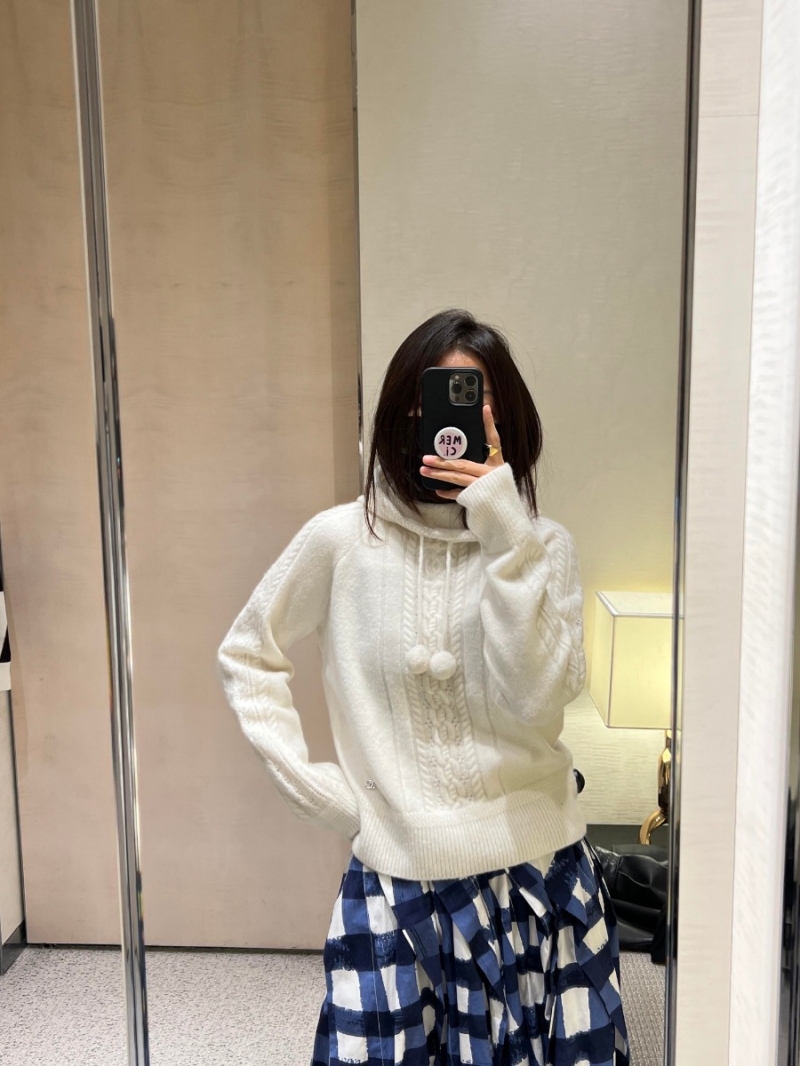 Chanel Ncoco Ski Collection Cashmere Knit Hoodie - Off-White