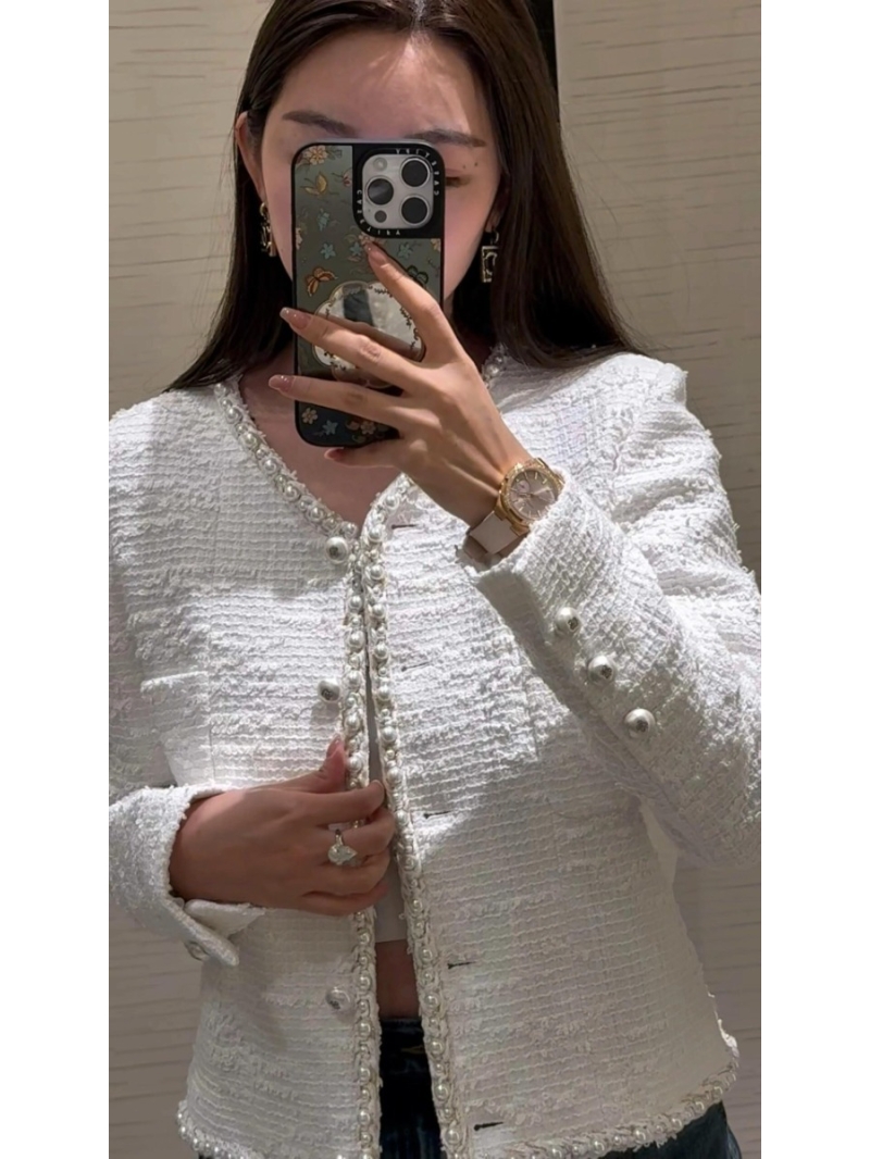 Chanel 25P Spring/Summer Elegant Tweed Jacket White