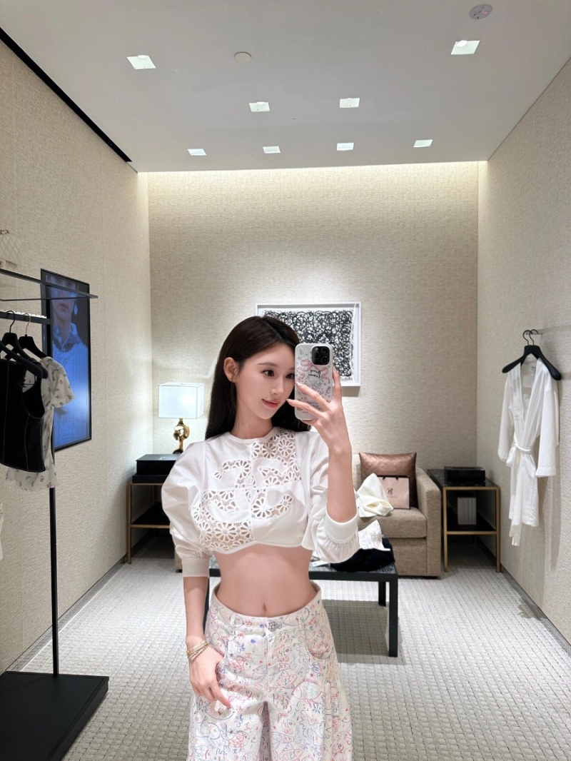 Chanel 25Ss Spring/Summer Intricate Cutout Long-Sleeve Crop Top White