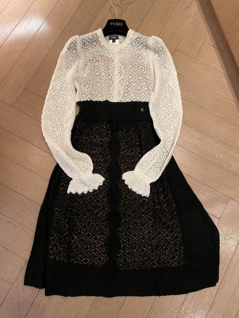 Chanel CC Alpaca Wool Lace Dress – Black & White