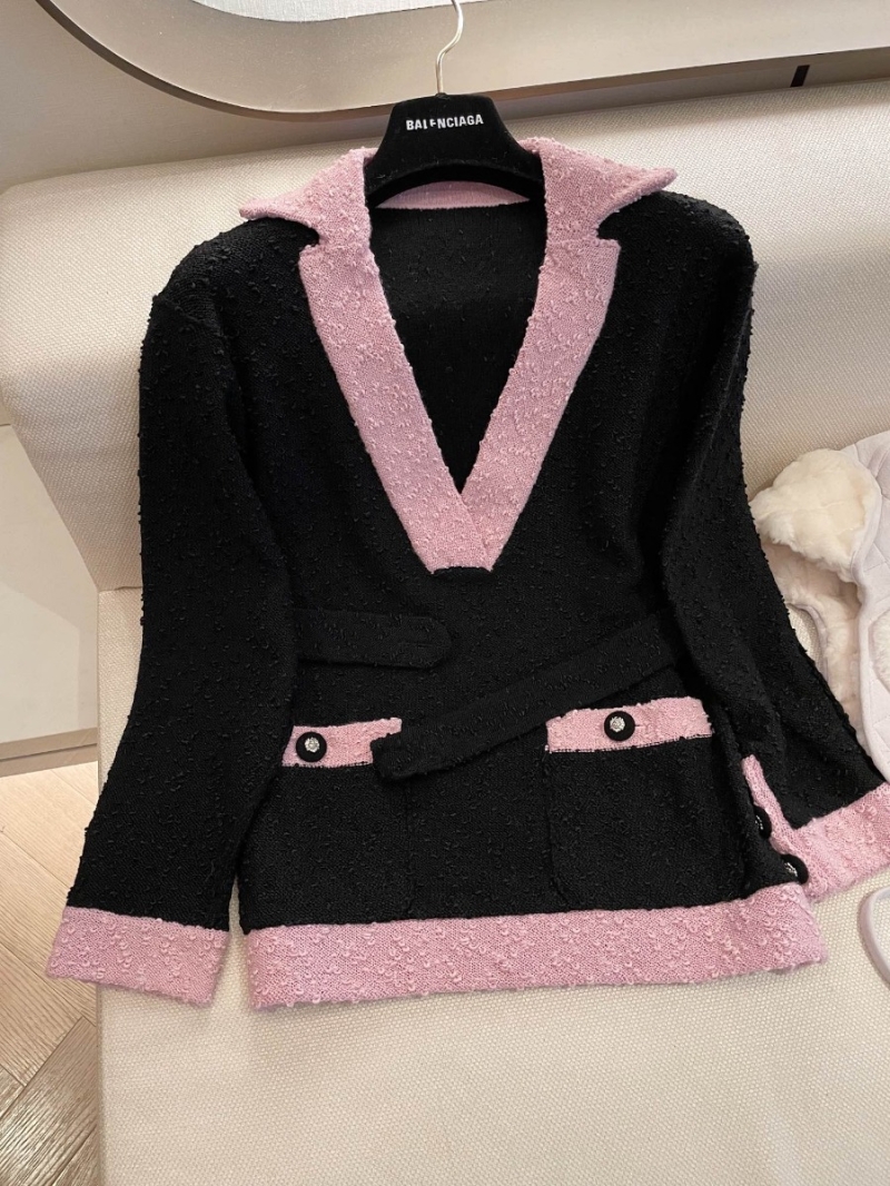 Chanel 24K Exclusive Bouclé Knit V-Neck Sweater - Black