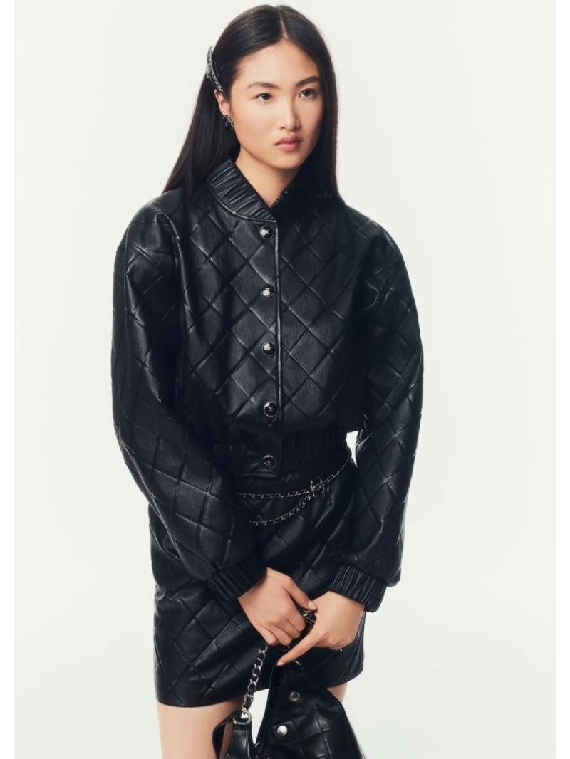 Chanel 25SS Limited Edition Imported Quilted Lambskin Bomber Jacket – Elegant and Versatile