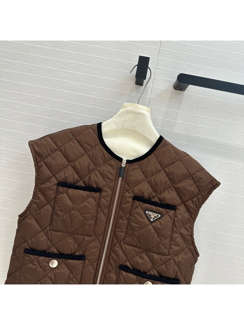 Prada 24FW Quilted Vest with Drawstring Hem