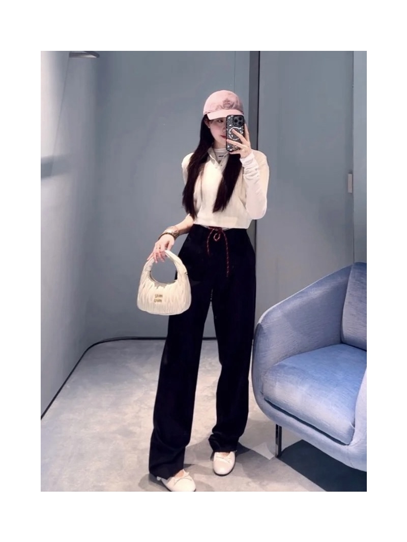 Miu Miu Red Drawstring Low-Waist Wool Trousers – Sleek and Versatile