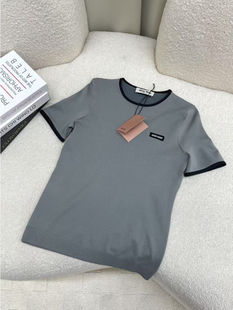 Miu Miu 2025 Spring/Summer Chic Logo T-Shirt Grey