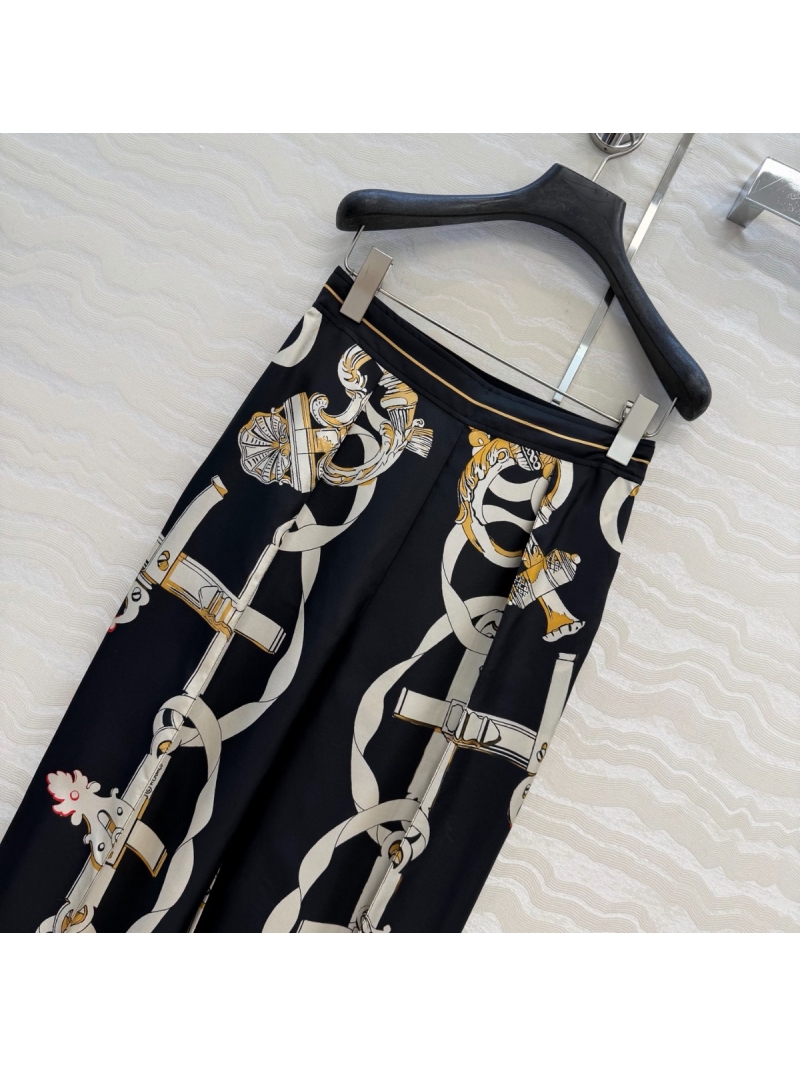 Hermès Sumptuous 100% Silk Twill Wide-Leg Trousers | Opulent Engineered Chain Print (Black/Gold)