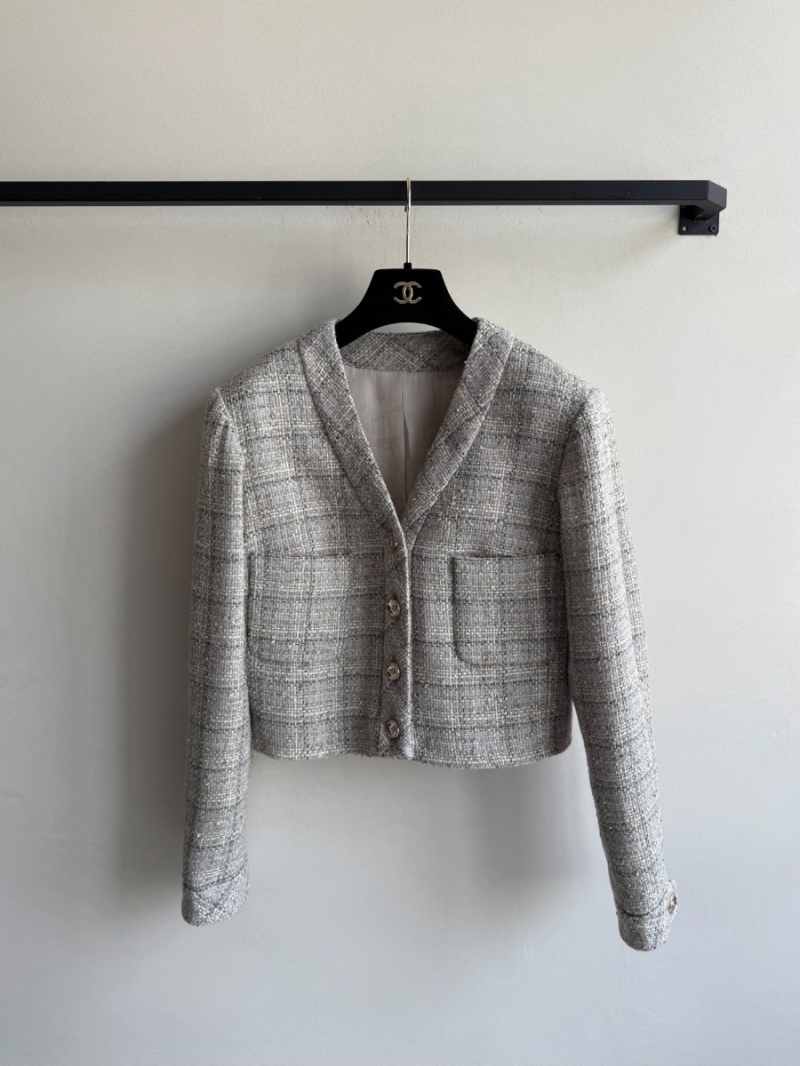Chanel 25B Exclusive Handcrafted Cropped Blazer Jacket in Gray & White Wool Tweed with Gold Buttons