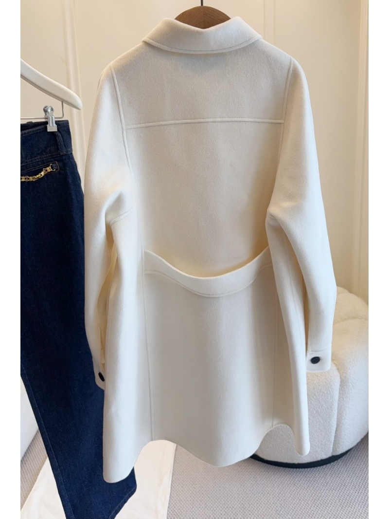 Dior 2023 Double-Faced White Wool-Cashmere Overcoat with Black Buttons