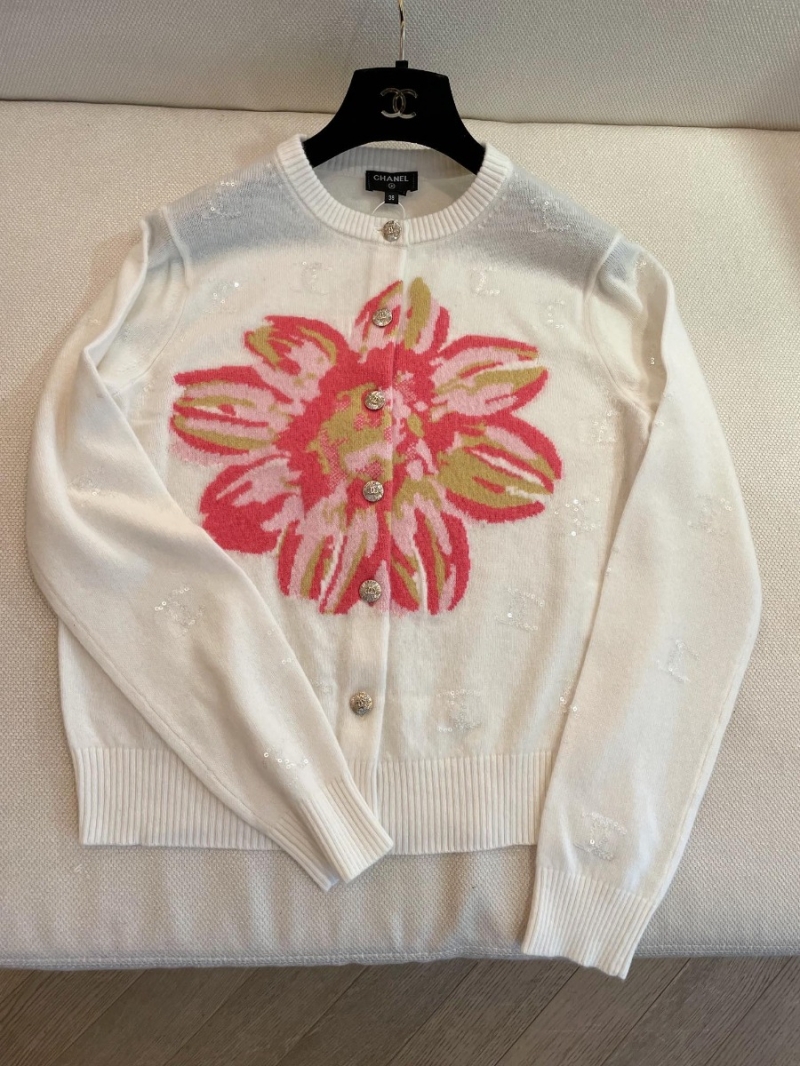 Chanel CC 24 SS Floral Series Cashmere Cardigan (White)