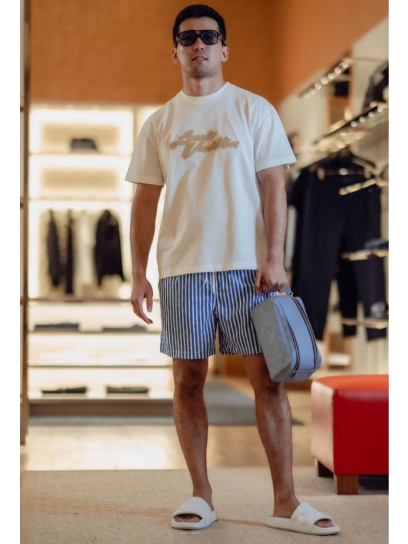 Louis Vuitton Signature 3D Metallic Embroidery Cotton T-Shirt in Optical White