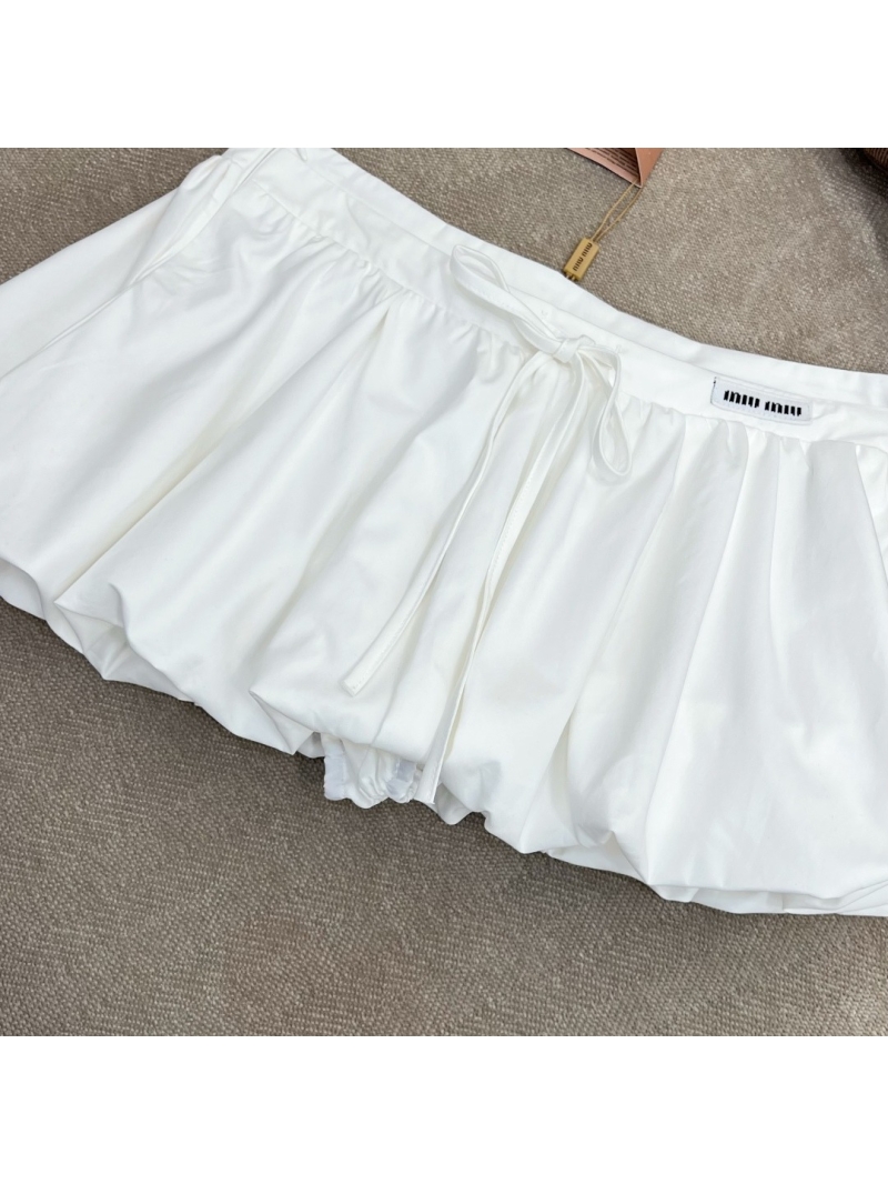 Miu Miu 2025 Spring/Summer Puffball Skirt White