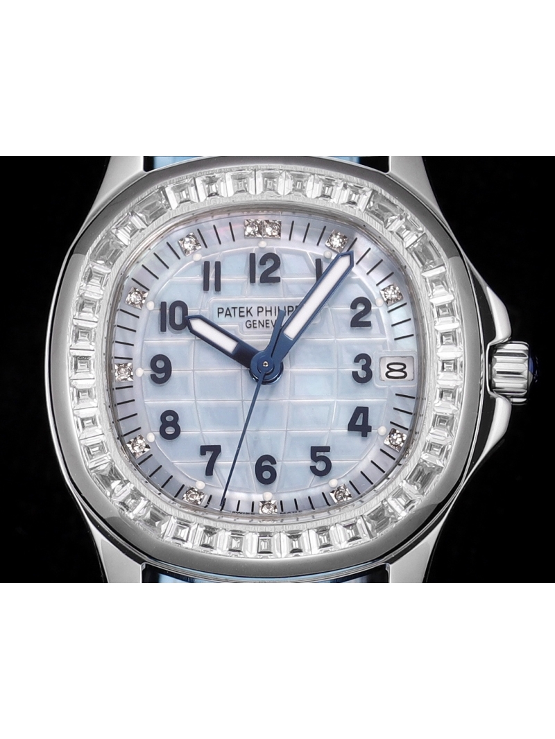 Patek Philippe Aquanaut Luce Haute Joaillerie Stainless Steel Watch 5072R-001 with diamond lightblue