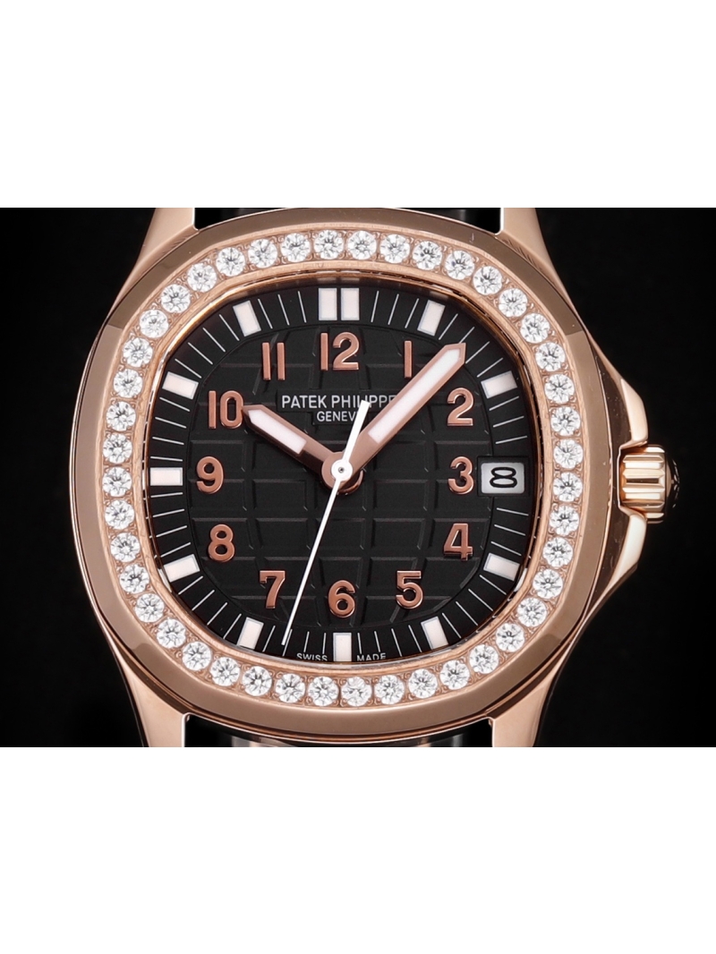 Patek Philippe Aquanaut Luce Haute Joaillerie Rose Gold Watch 5072R-001 with diamond black