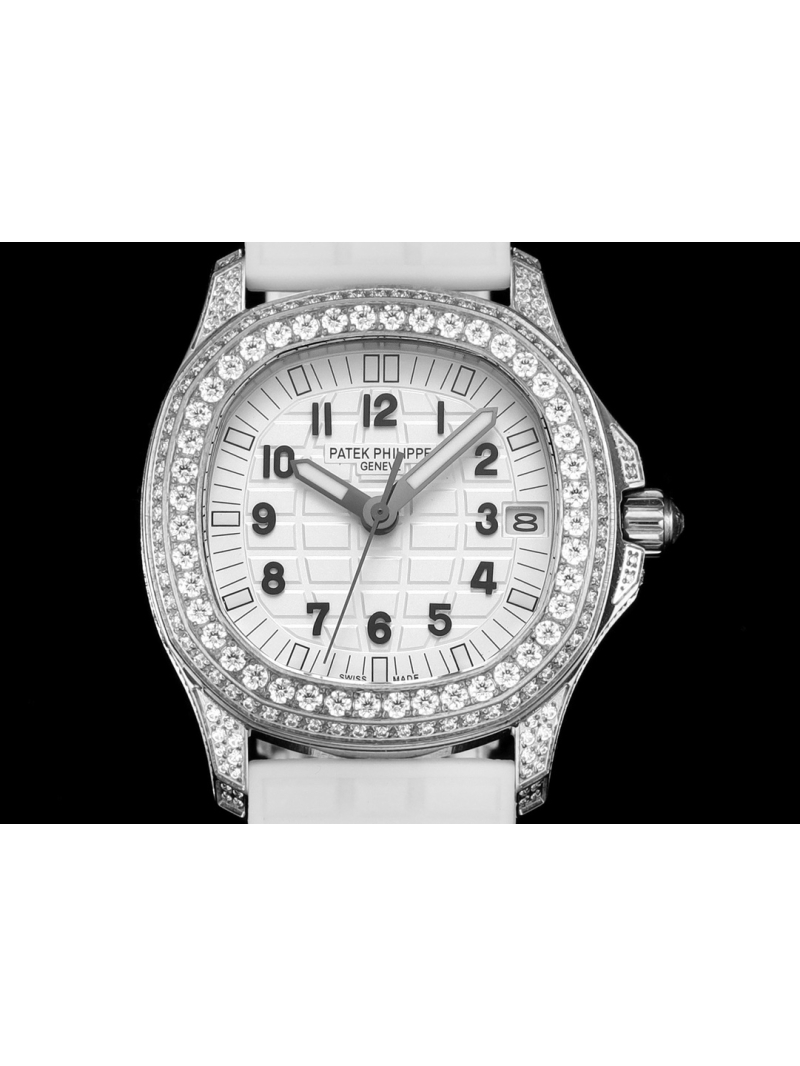 Patek Philippe Aquanaut Luce Haute Joaillerie Stainless Steel Watch side with diamond white