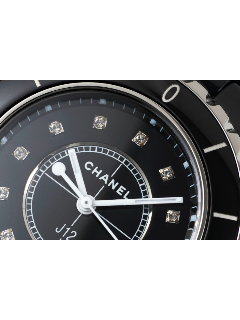 CHANEL Exclusive J12 Series 33 Wristwatch black with diamond