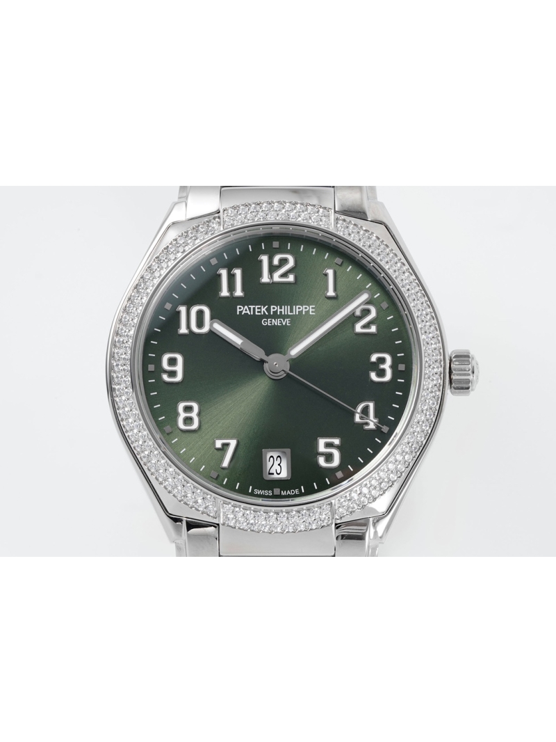 Patek Philippe Elegant 7300 Twenty~4 Mechanical Wristwatch with diamond green