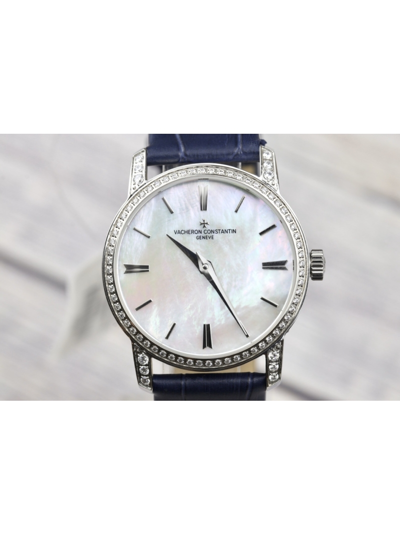 Vacheron Constantin TRADITIONNELLE QUARTZ Ultra-Thin Series dark blue