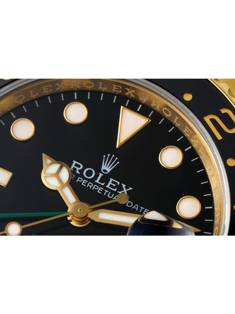 Rolex GMT-Master II 12670 - The Redefined Masterpiece gold X black
