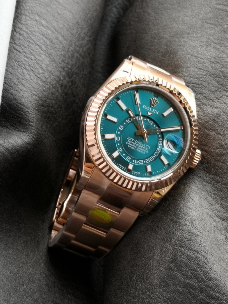 Rolex Oyster Perpetual Sky-Dweller with Original Dimensions Rose Gold Turquiose