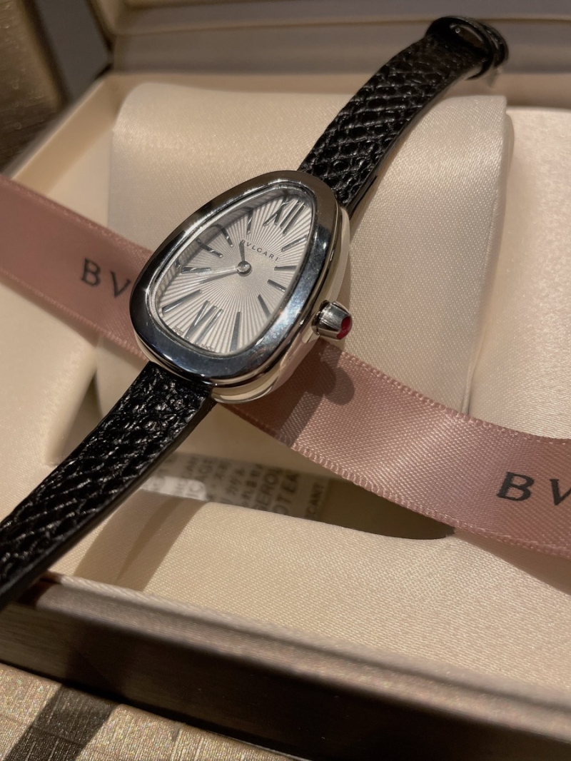Bvlgari Serpenti Watch Silver tone– The Ultimate Elegance in Timekeeping