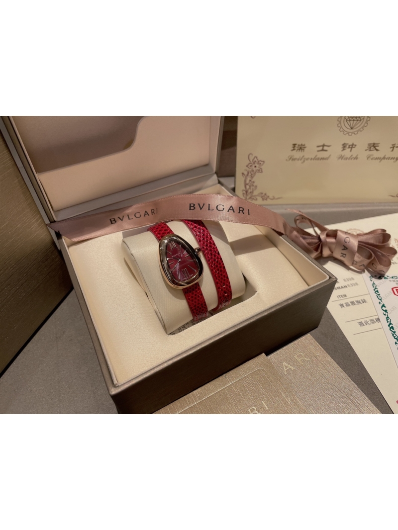 Bvlgari Serpenti Watch light gold tone– The Ultimate Elegance in Timekeeping