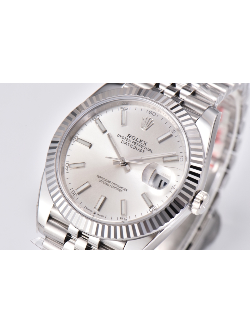 Rolex Datejust 41mm in Oystersteel and White Gold - Grey plate