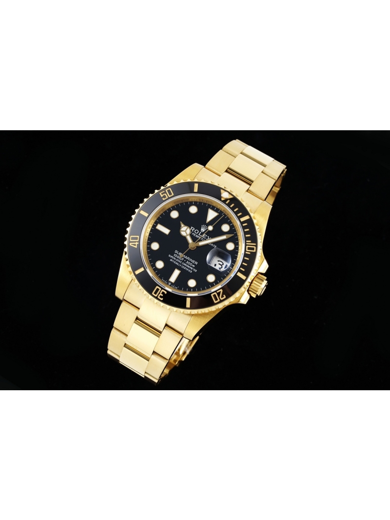 Rolex Submariner Divers' Watch 41mm Gold black