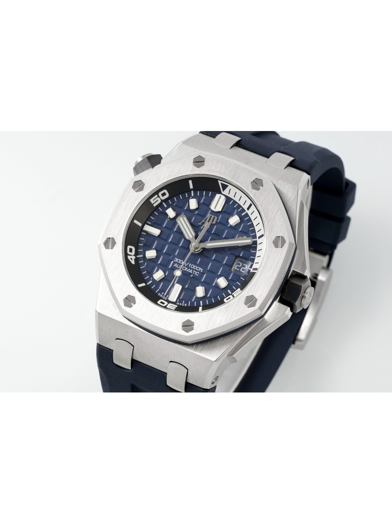 Audemars Piguet Royal Oak Offshore Diver Stainless Steel Watch blue