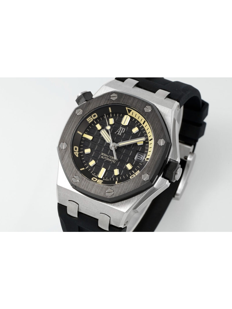 Audemars Piguet Royal Oak Offshore Diver Stainless Steel Watch black