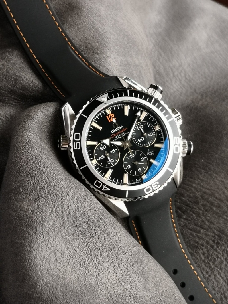 Omega Seamaster Planet Ocean 600M 2210.50.00 Black 1