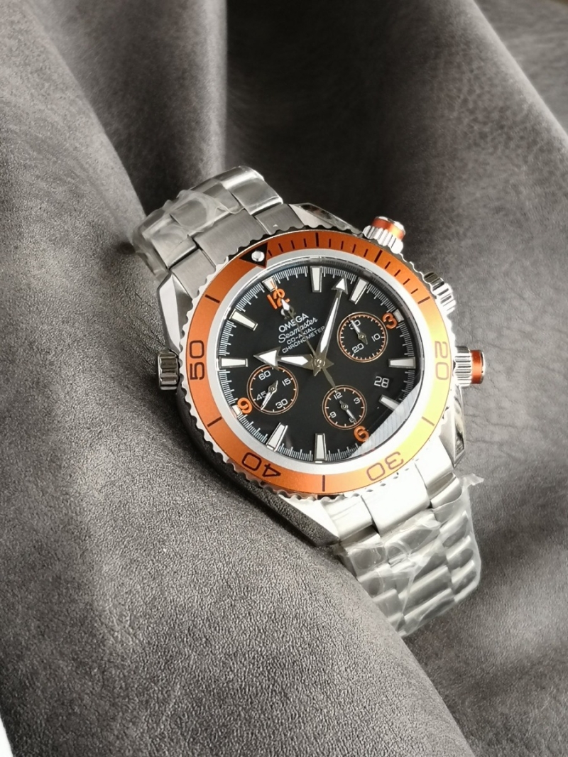 Omega Seamaster Planet Ocean 600M 2218.50.00 Steel orange