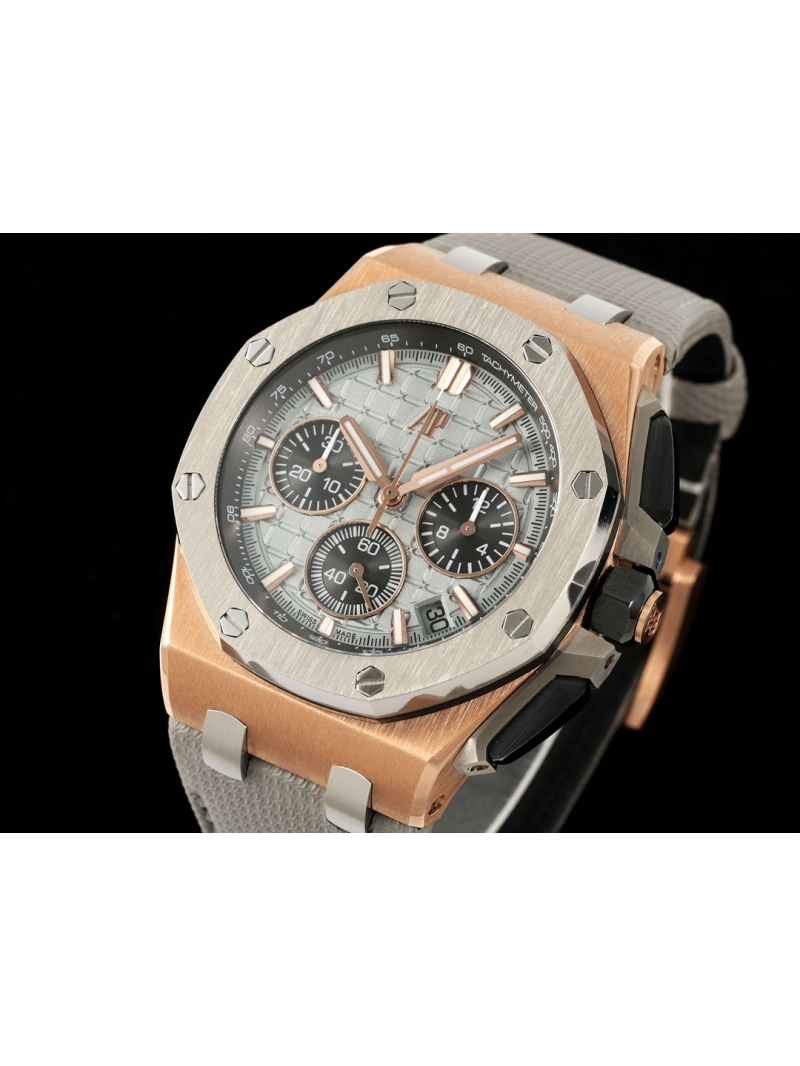 Audemars Piguet AP Royal Oak Offshore Chronograph in Titanium 43mm 26420 2