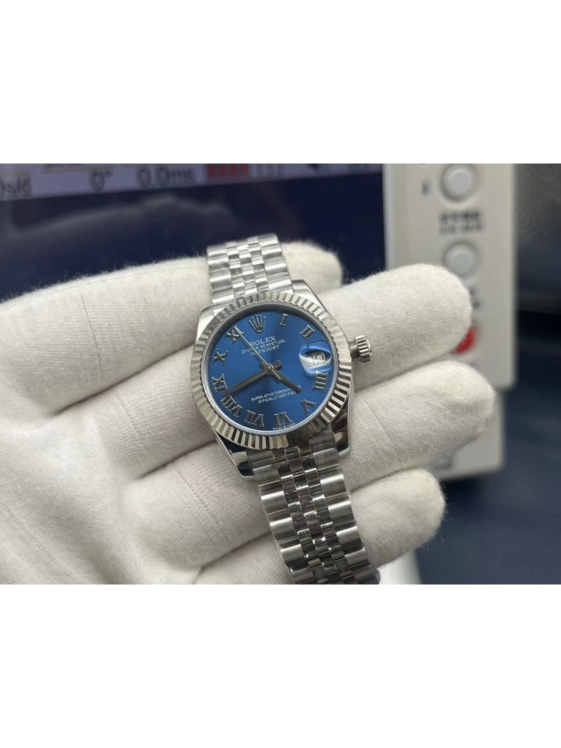 Rolex Lady-Datejust Oyster Perpetual, 31 mm, Oystersteel, Silver, blue