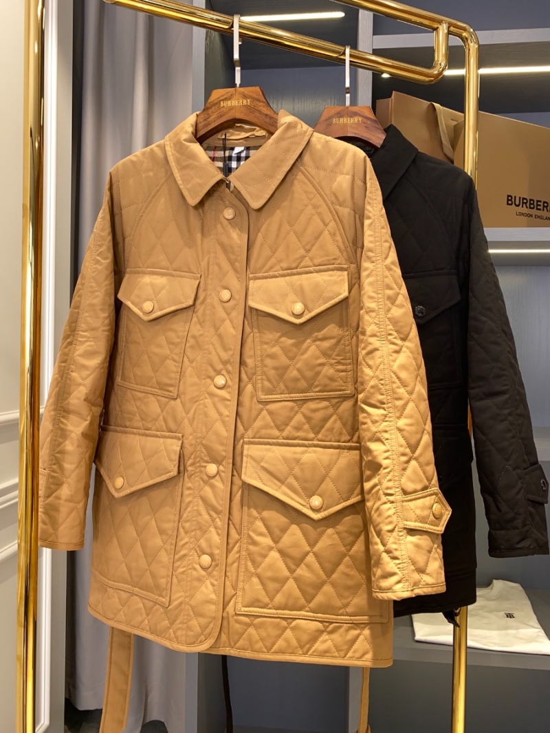 Burberry Diamond Quilted Field Jacket Beige