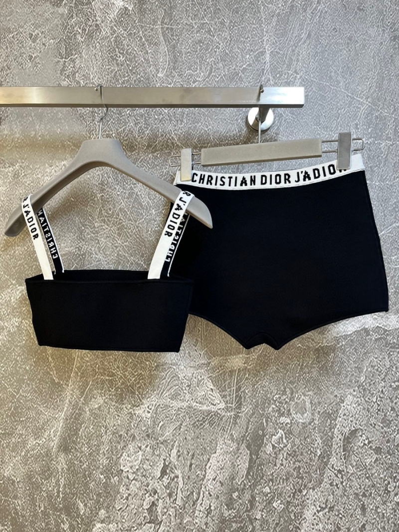 Christian Dior Pure Color Base Layer Set - CD Feminist Collection Vest Set. Black