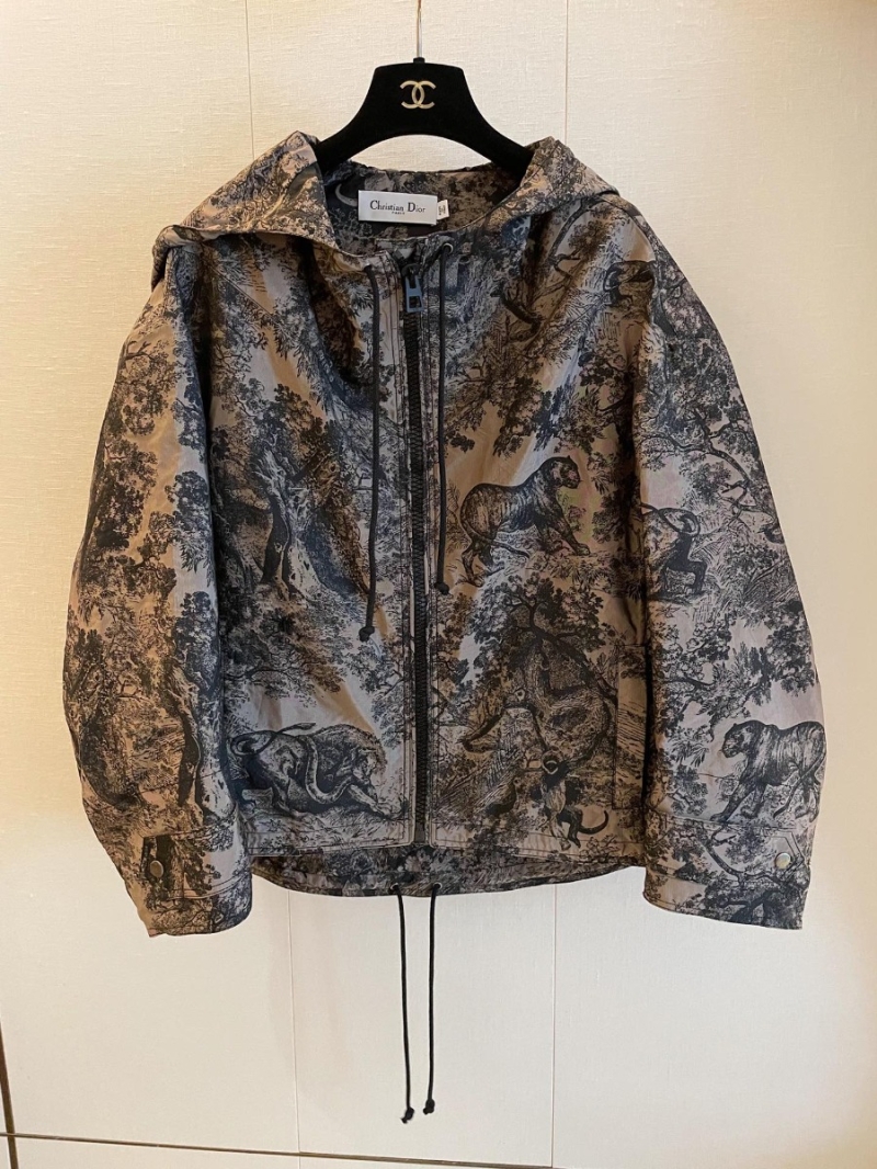 DIOR Autumn-Winter Collection: Reverse Ruyi Jungle Tiger Jacquard Hooded Windbreaker