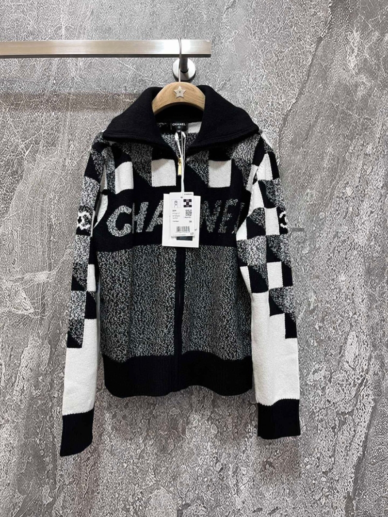 Chanel CoCo Neige Ski Series Cashmere Hooded Cardigan