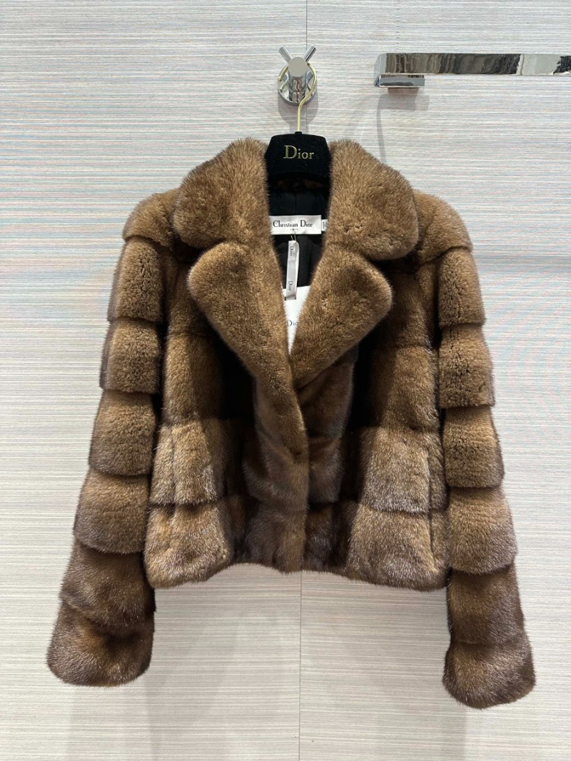 Dior Autumn-Winter Debut: Copenhagen Auction House Purple Label Mink Fur Coat