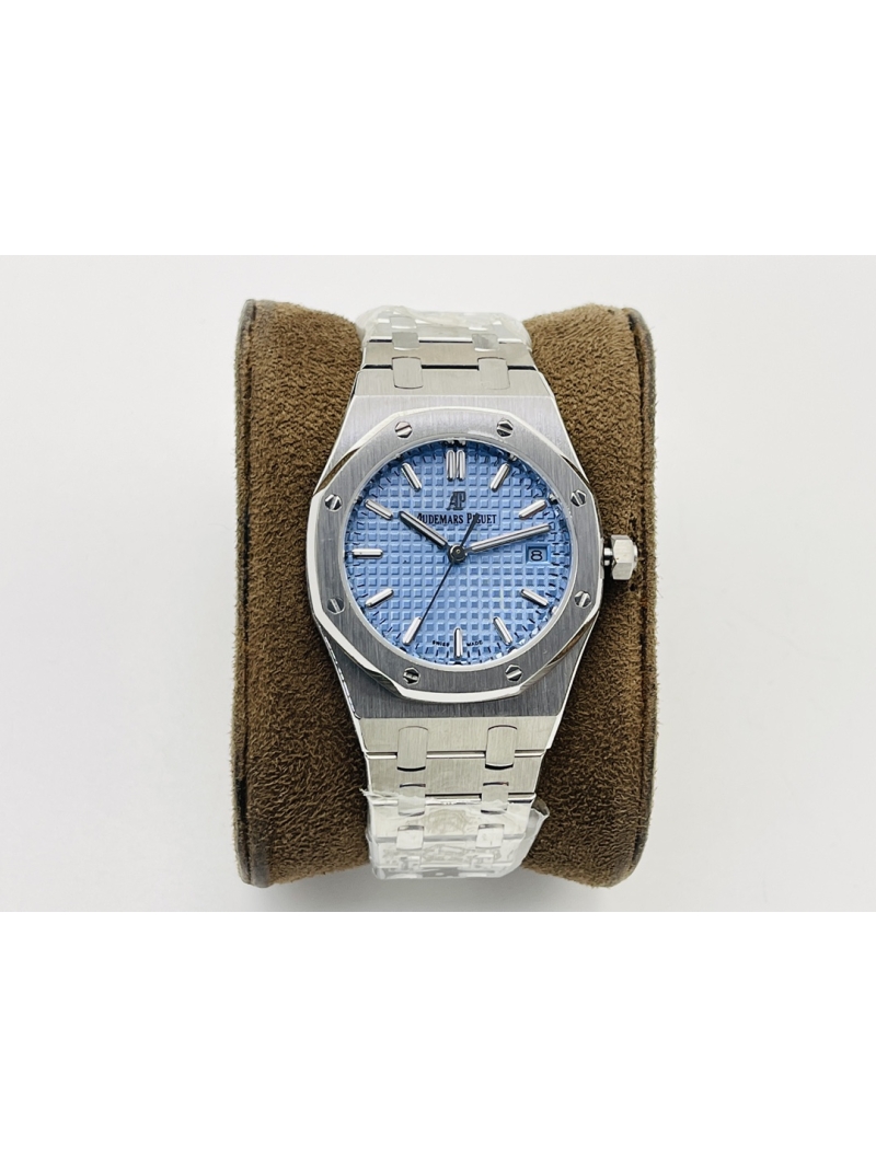 Audemars Piguet AP 34mm Royal Oak Selfwinding 77350 Sky Blue