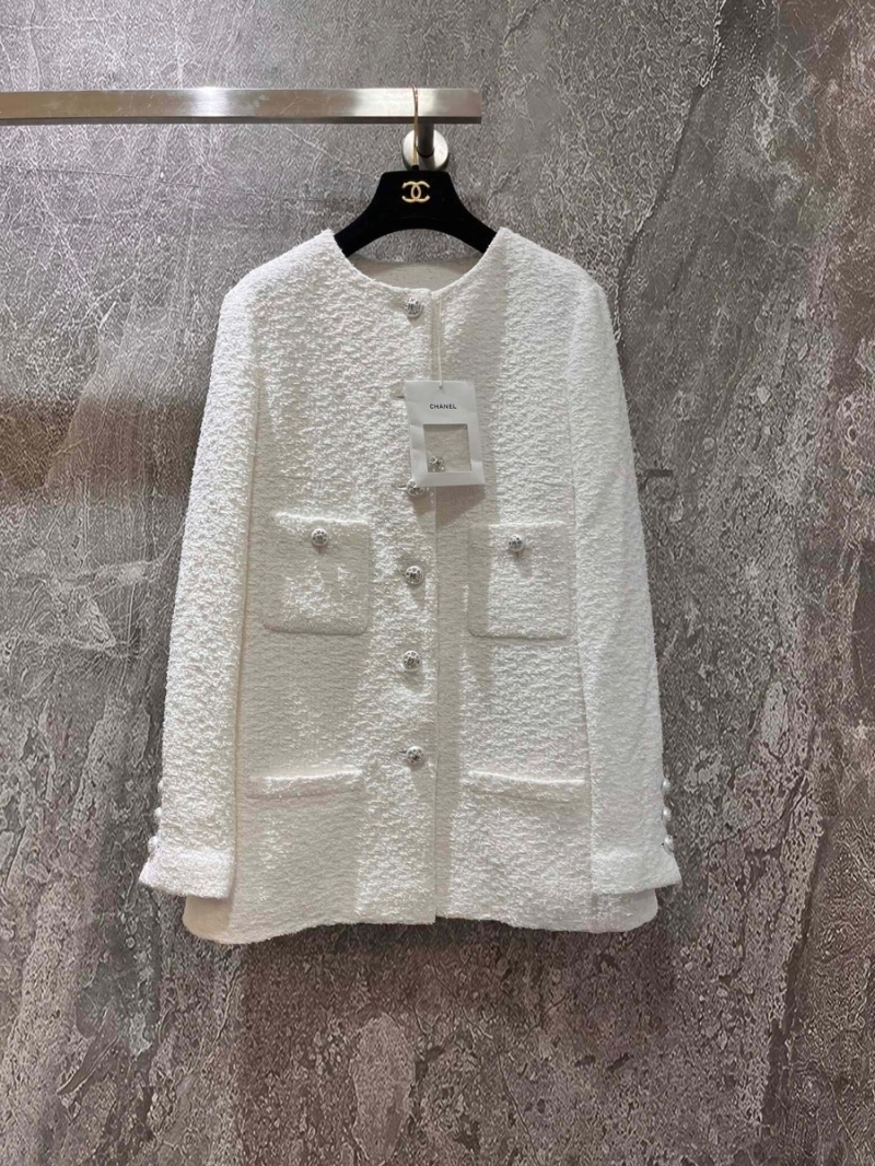Chanel Elegant White Tweed Jacket