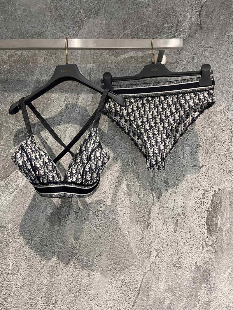 Dior Fall Riviera Collection Cross-Back Vest Set with Classic Oblique Jacquard Pattern