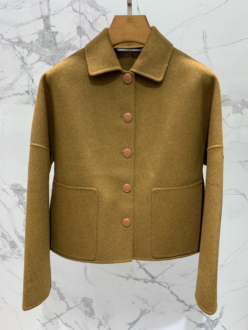 Hermes Highest Grade Cashmere Short Coat. Camel tone