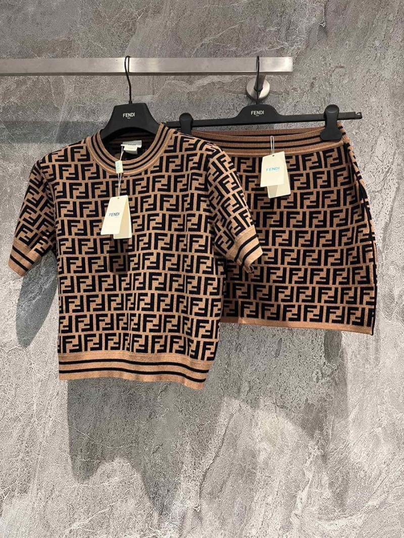 Fendi FF Short Sleeve Knit Top