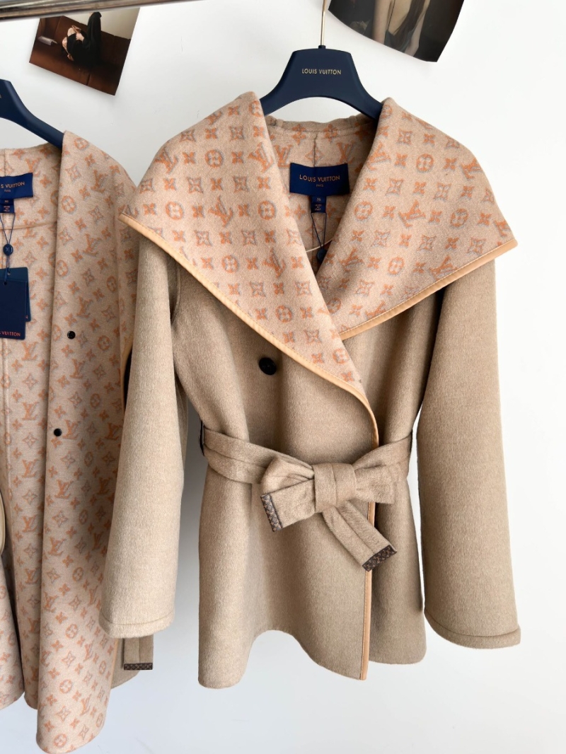 Louis Vuitton LV Classic Monogram Wool Hooded Coat (Short, Reversible) Beige