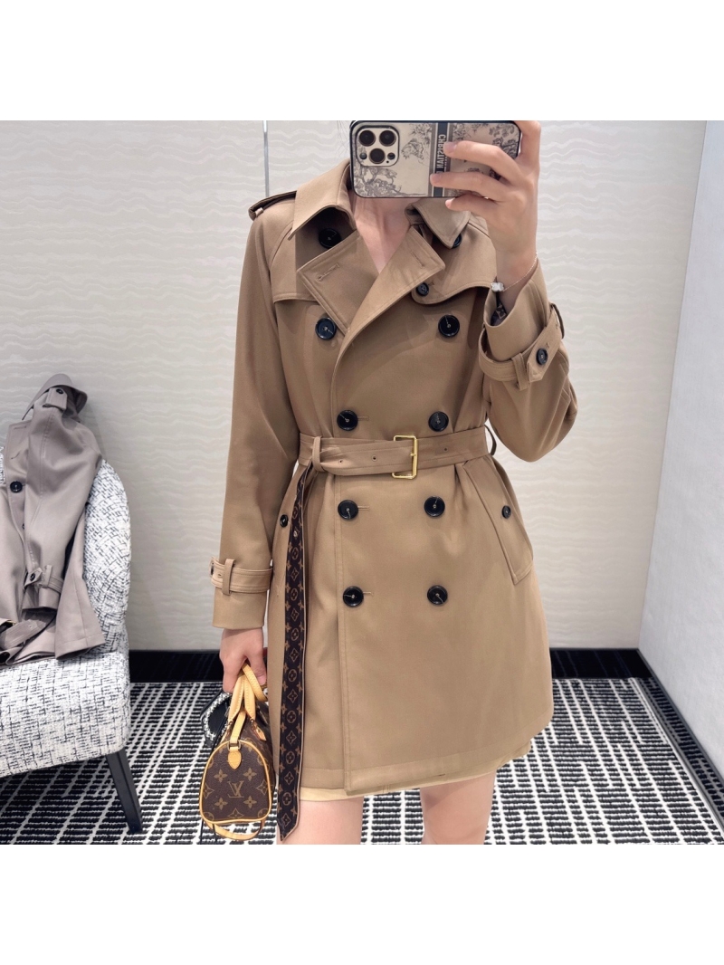Louis Vuitton Oversized Trench Coat in Pigeon Beige