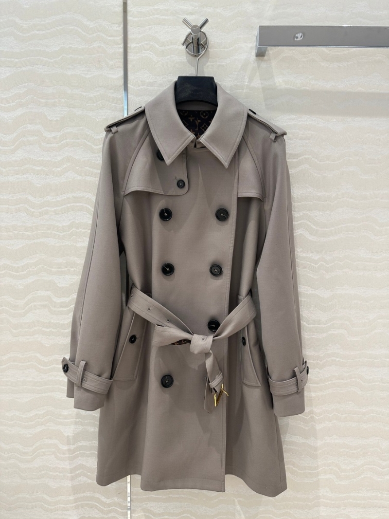 Louis Vuitton LV Oversized Trench Coat in Pigeon Gray