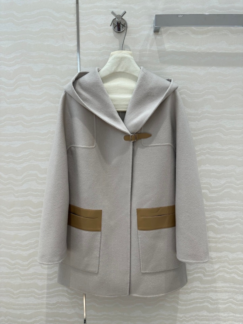 Hermès Fall/Winter Essential Hooded Cashmere Coat -Beige