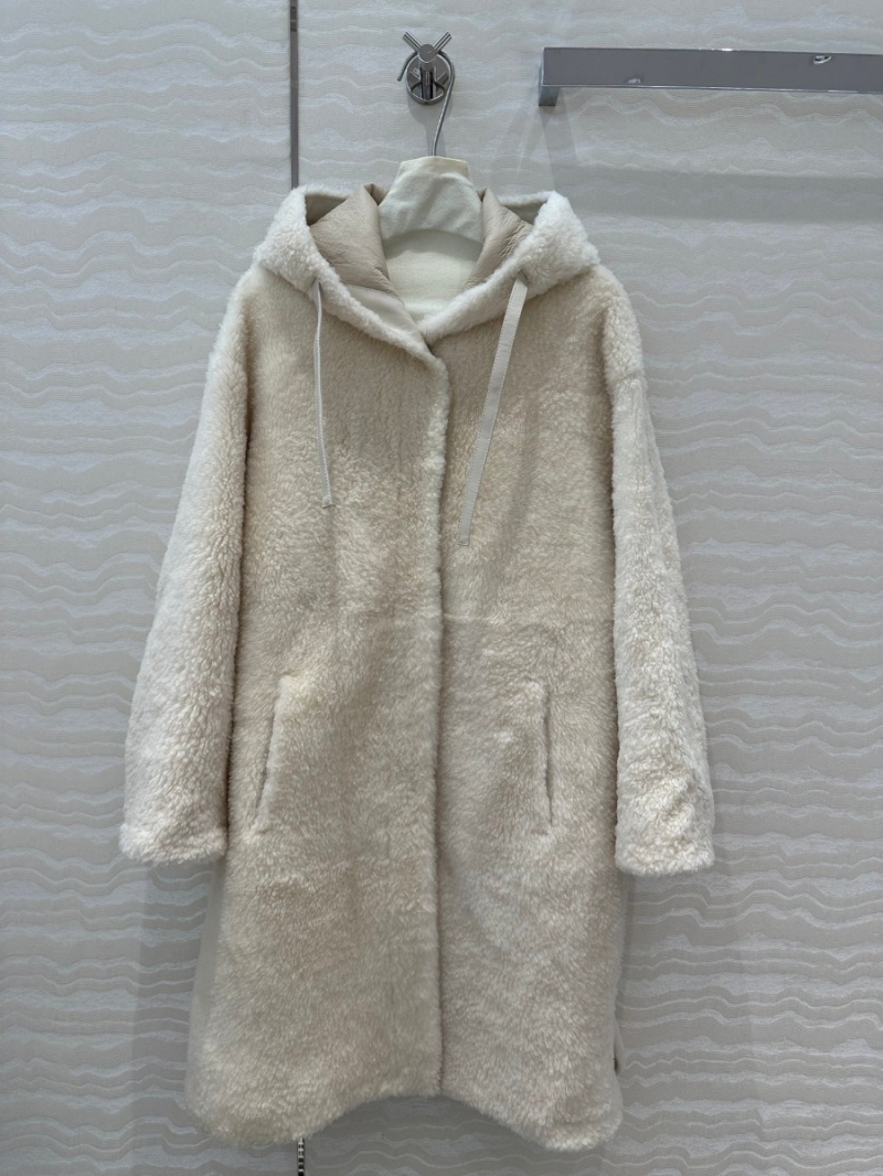 MaxMara Spanish Shearling Hooded Coat. Ivory