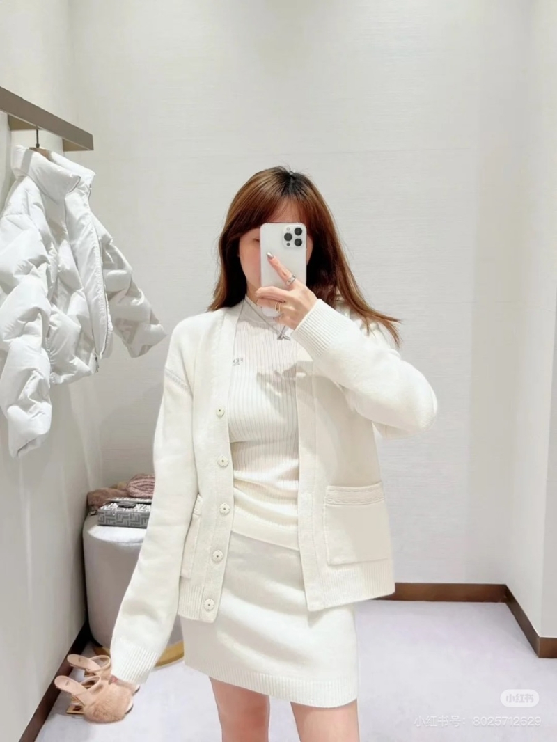 Fendi Vintage-Inspired White Cashmere Cardigan
